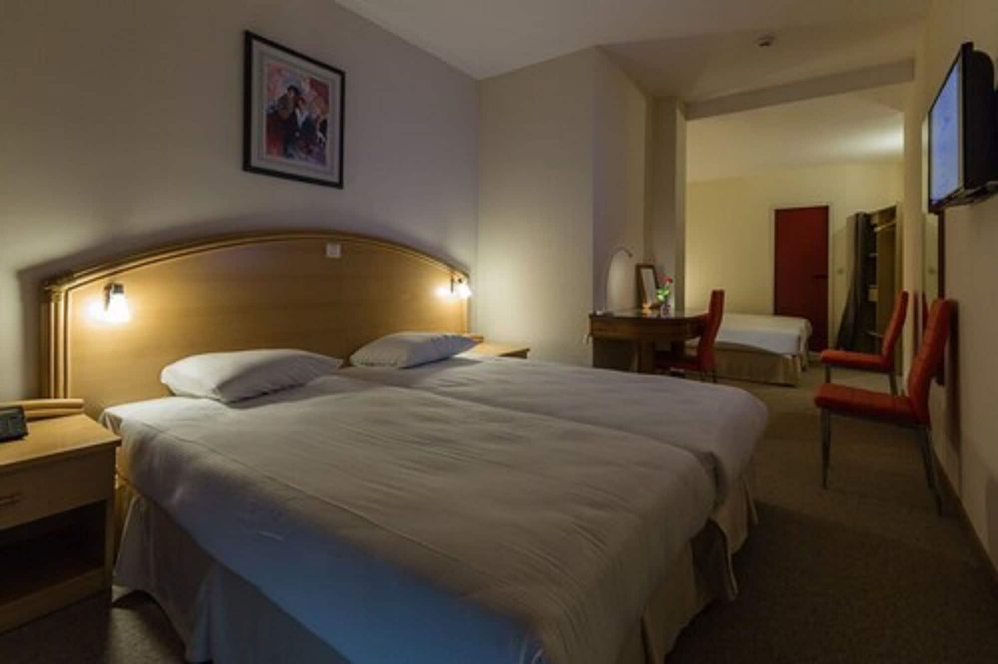 Slina Hotel Brussels Sint-Jans-Molenbeek Exteriör bild