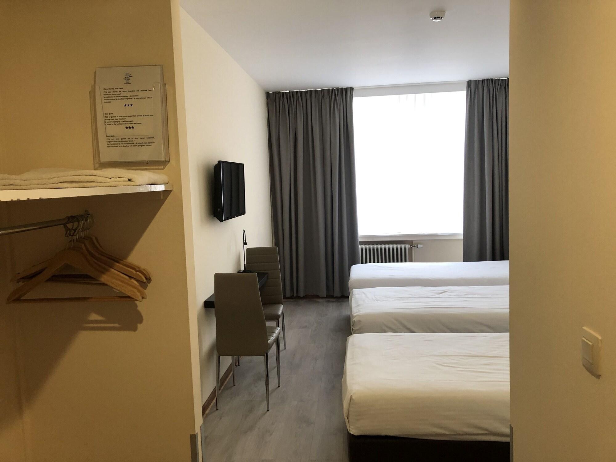 Slina Hotel Brussels Sint-Jans-Molenbeek Exteriör bild