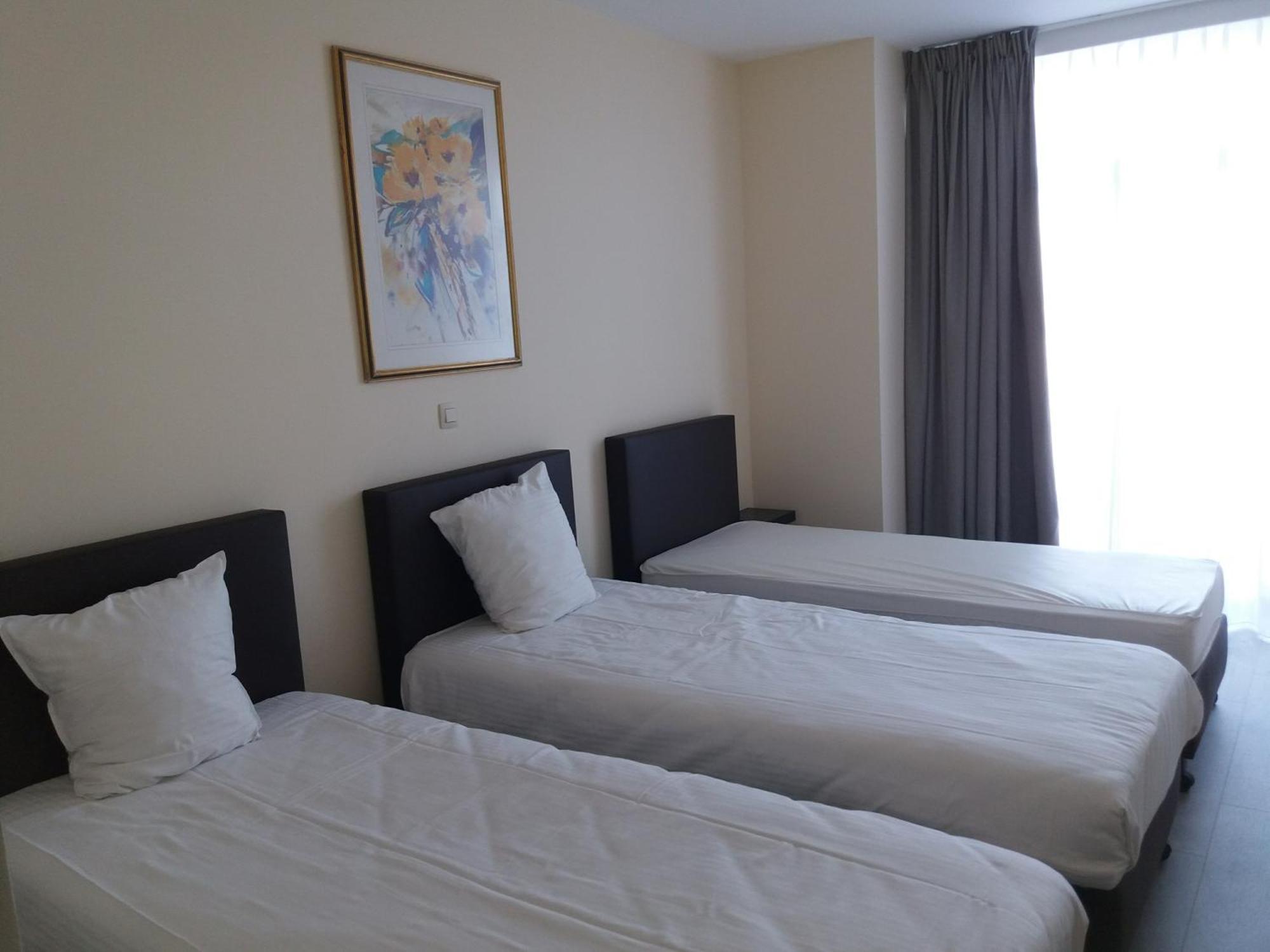 Slina Hotel Brussels Sint-Jans-Molenbeek Exteriör bild