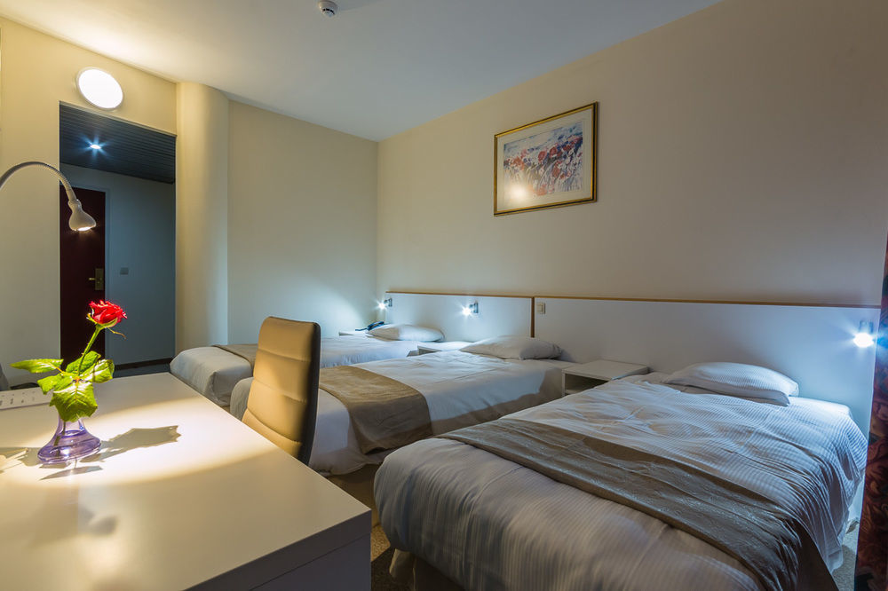 Slina Hotel Brussels Sint-Jans-Molenbeek Exteriör bild